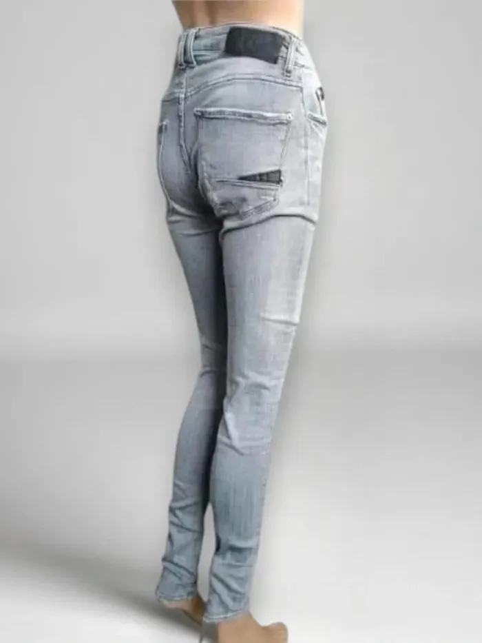 Jean Le Temps Des Cerises power, slim destroy ,taille mi-haute à l'avant haute à l'arriere ,stretch - photo numéro 7