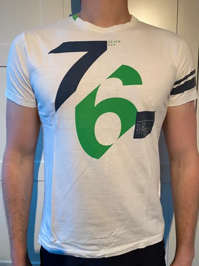 T-shirt Seven Six