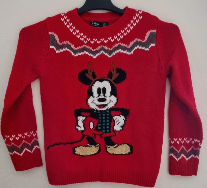 Pull de Noël Disney