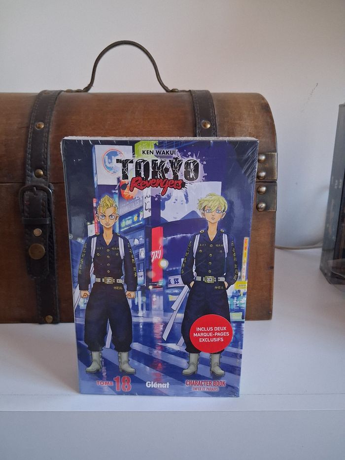 Manga Tokyo Revengers tome 18 collector