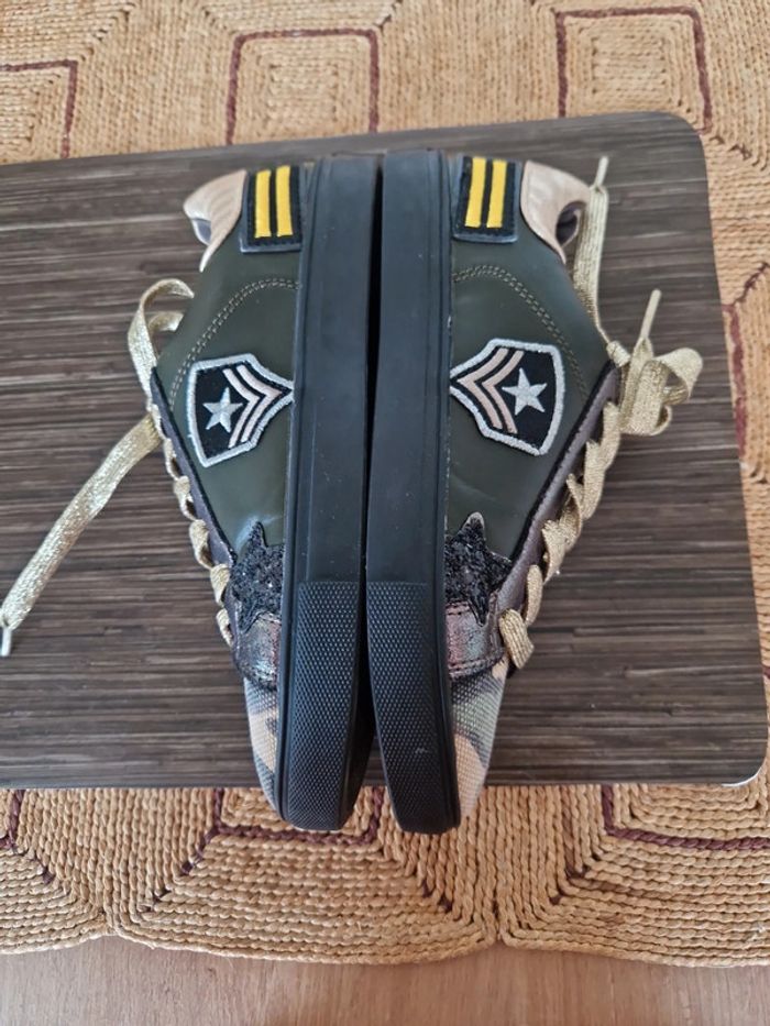 Baskets Texto - photo numéro 16