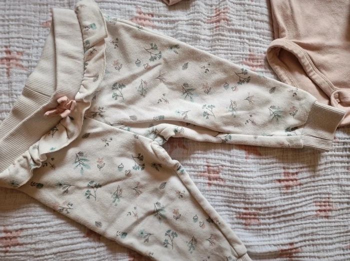 Magnifique ensemble 3 pièces de chez primark - photo numéro 2
