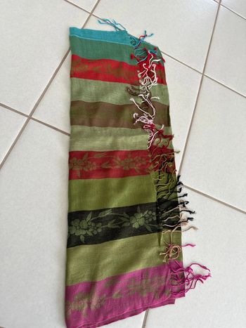 Magnifique étole colorée