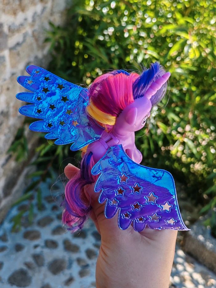 Mon petit poney - twilight sparkle - g4 - friendship is magic - photo numéro 5