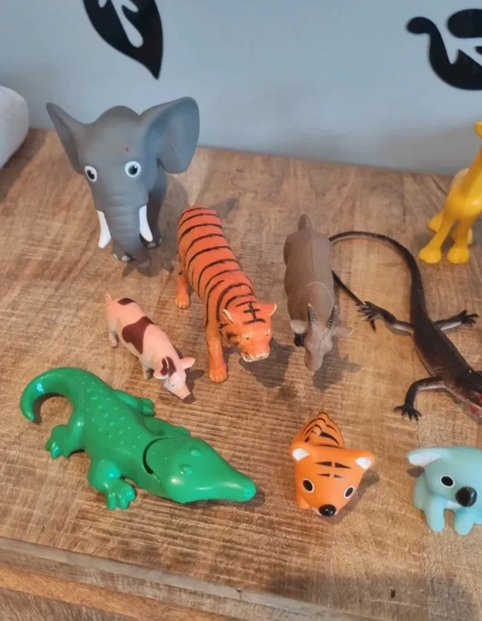 Lot de 21 animaux en plastique - photo numéro 2
