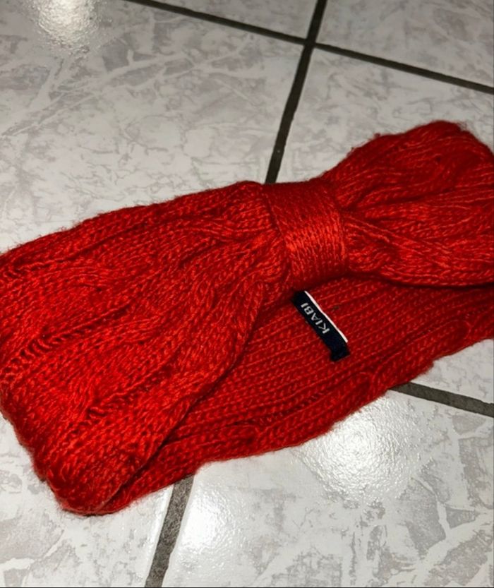 Bandeau coupe-vent rouge – Kiabi – Très bon état - photo numéro 2