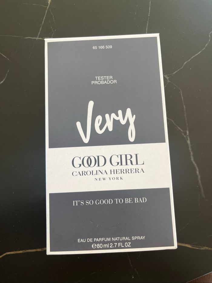 Parfum Very good girl Carolina Herrera - photo numéro 2