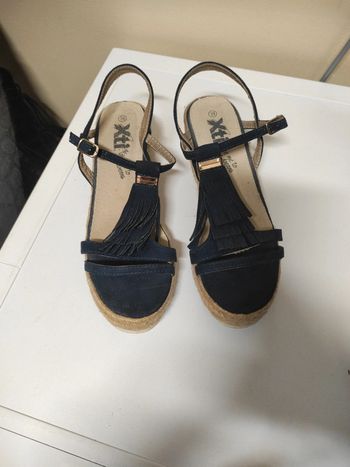 Chaussure compensée