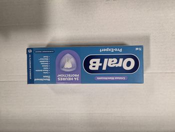 Dentifrice Oral B Pro Expert Cristaux Blanchisseurs