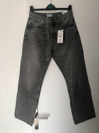 Superbe beau jean à strass Zara neuf avec étiquette taille 40