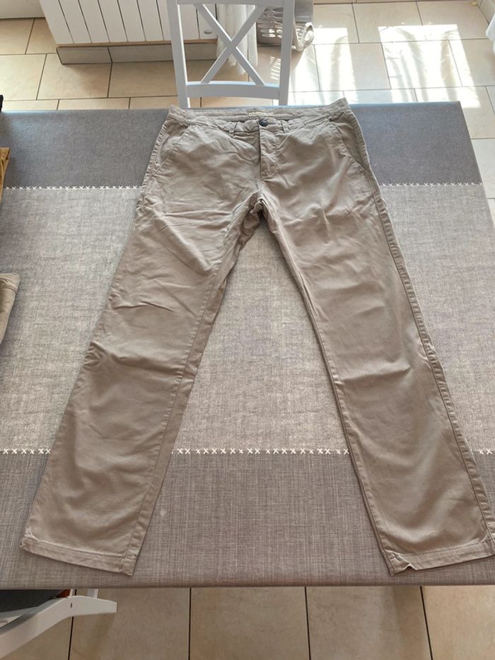Pantalon chino gris celio taille 40