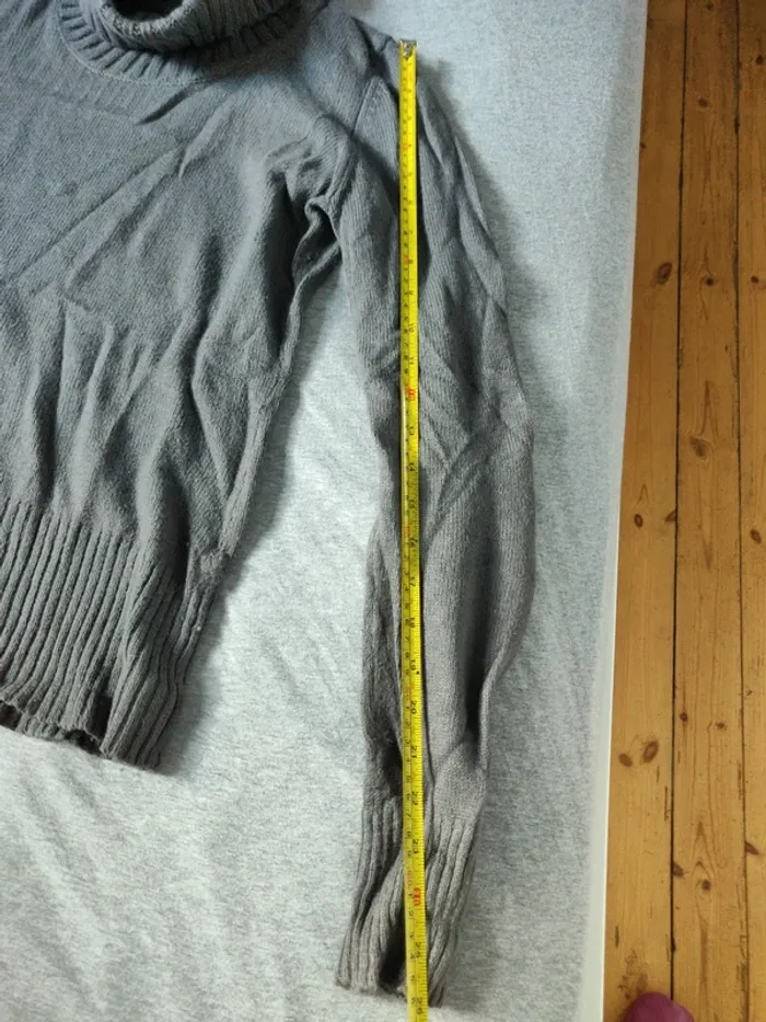 Pull col roulé gris - photo numéro 6