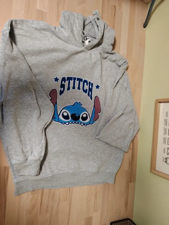 Sweat a capuche stitch