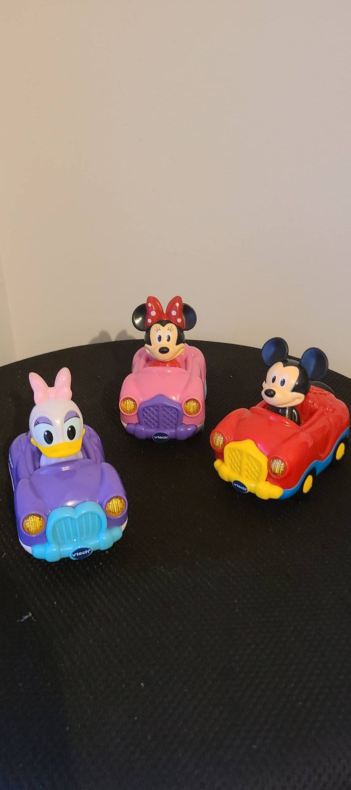 VTech - Tut Tut Bolides Disney, Coffret Trio Cabriolets, 3 Voitures Interactives, Minnie, Daisy Et M - photo numéro 2