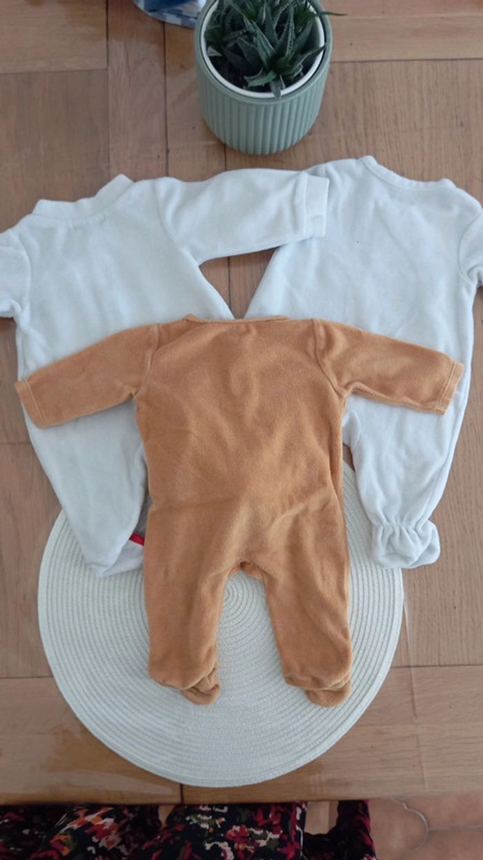 Lot de 8 pyjamas 1 mois - photo numéro 7