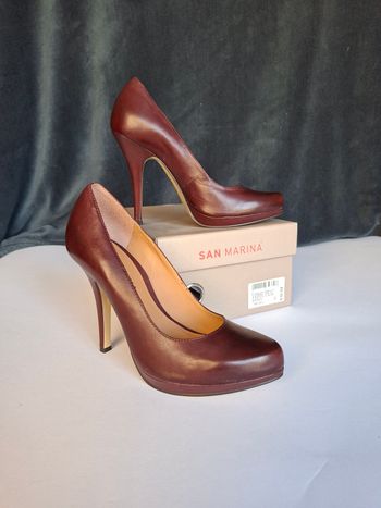 Escarpins San Marina cuir bordeaux – T38 – Neufs