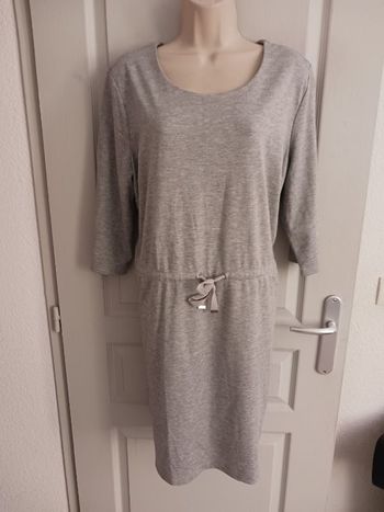 Robe mi longue 46/48