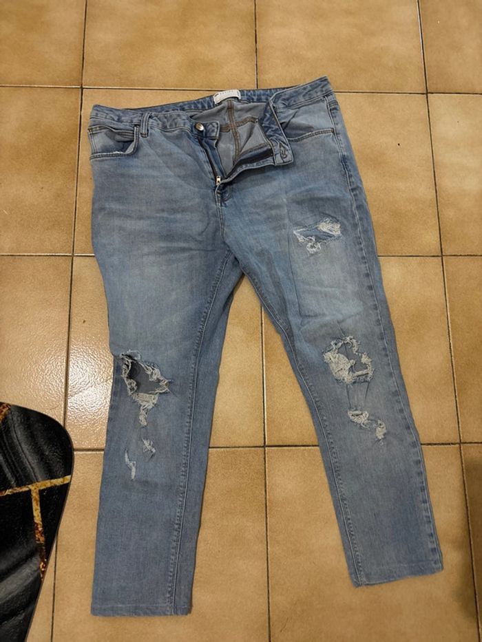 Pantalon en jean à trou