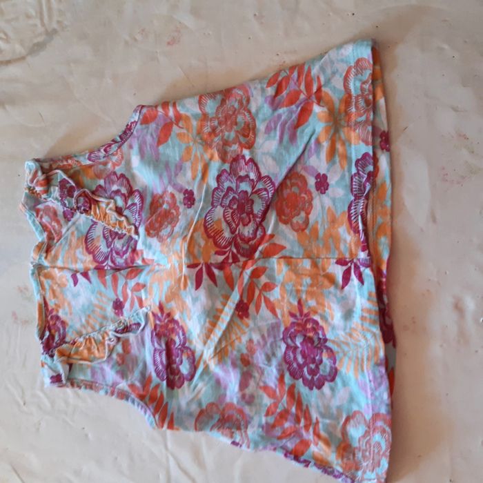 Lot 2 t shirts 1 débardeur 24 mois - photo numéro 6