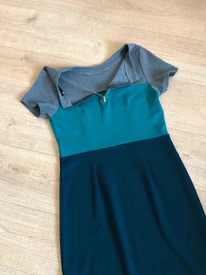 Robe grise et verte à manches courtes WE taille L jamais portée - photo numéro 13