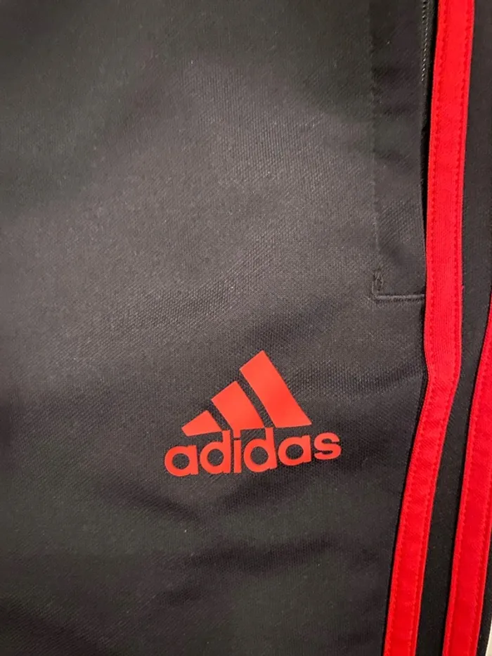 Jogging adidas Manchester United Noir & rouge Taille L Très bon état - photo numéro 4