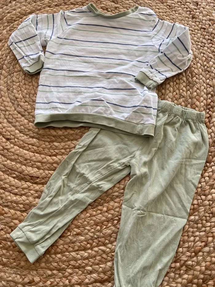 Pyjama 2 pièces 24 mois