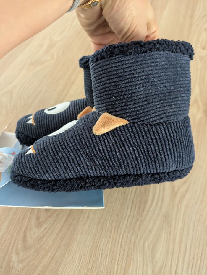 Chaussons neufs - photo numéro 2