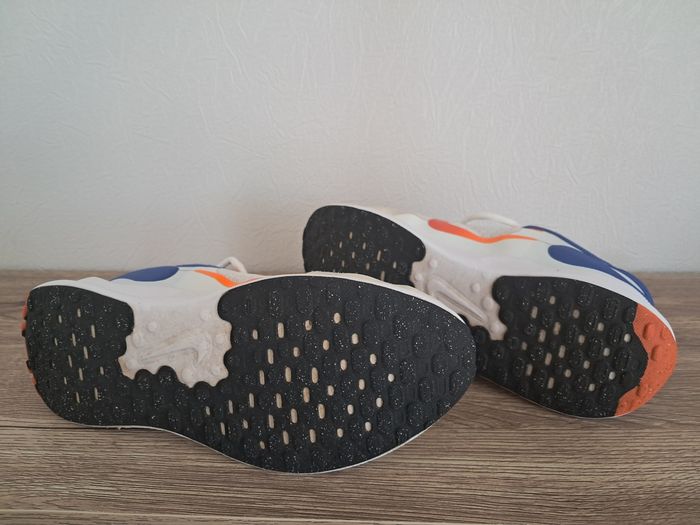 Nike revolution 7 GS - photo numéro 4