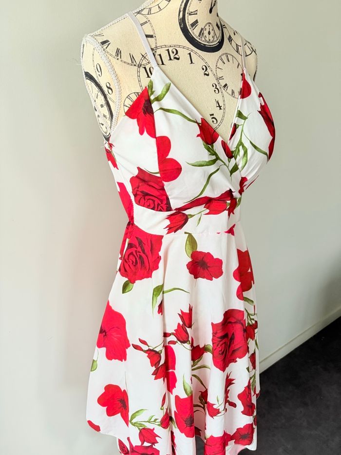 Robe fleurie - photo numéro 3