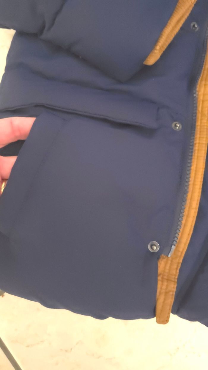 NEUVE  (non portée)👌🤩😍🥰👌 superbe  doudoune Très chaude 4 ans garçon 😍💔🤩 - photo numéro 6