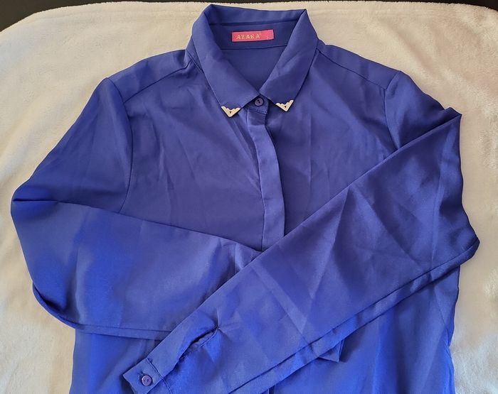 Chemise bleu électrique