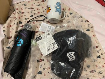 Pokémon ZA lot goodies parapluie casquette mug 