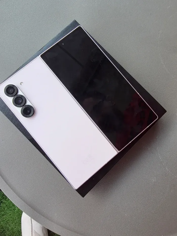 Samsung galaxy Z fold 6 - photo numéro 6