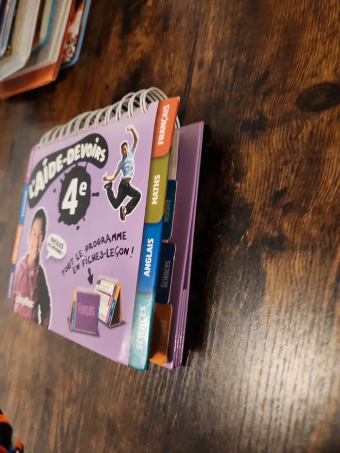 Livre : L'aide devoir 4eme - photo numéro 3