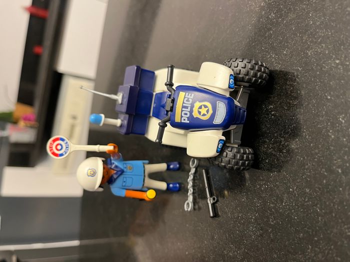 Playmobil Police – Quad de patrouille + policier & accessoires - photo numéro 2