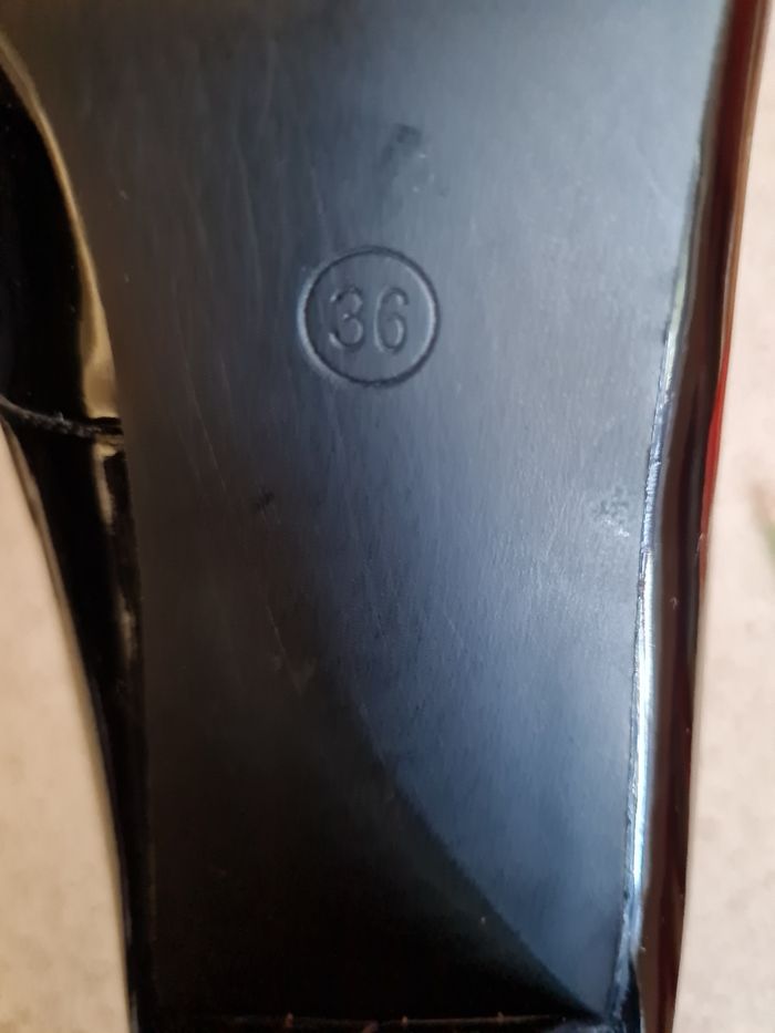 Escarpins vernis noir P 36 - photo numéro 5