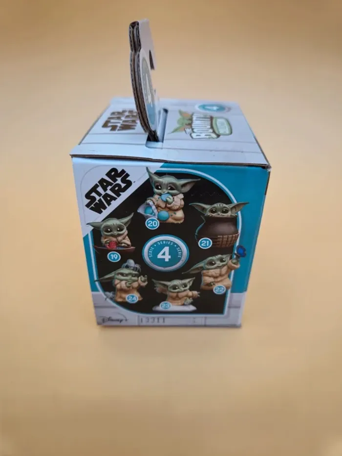 Figurine Star Wars – Grogu (Baby Yoda) - photo numéro 2