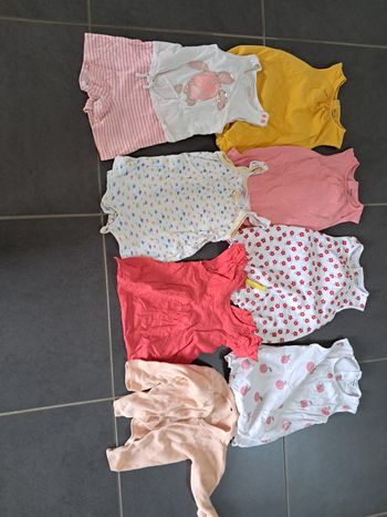 Lot vêtements bébé filles 18 mois