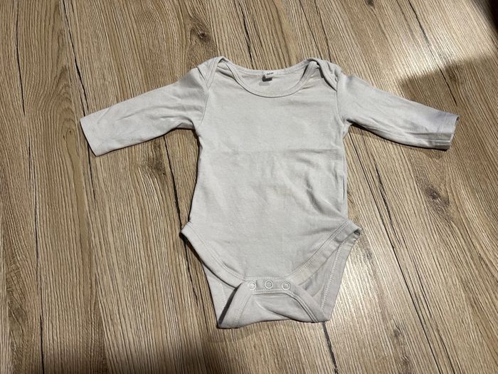 Lot de bodies - 3 mois