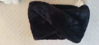 Cache col enfant fausse fourrure 