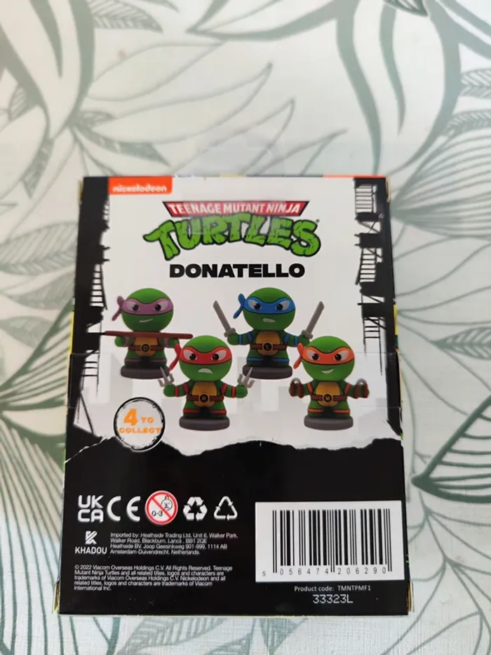 Figurine tortue ninja Donatello 6cm (licence officielle) - photo numéro 2