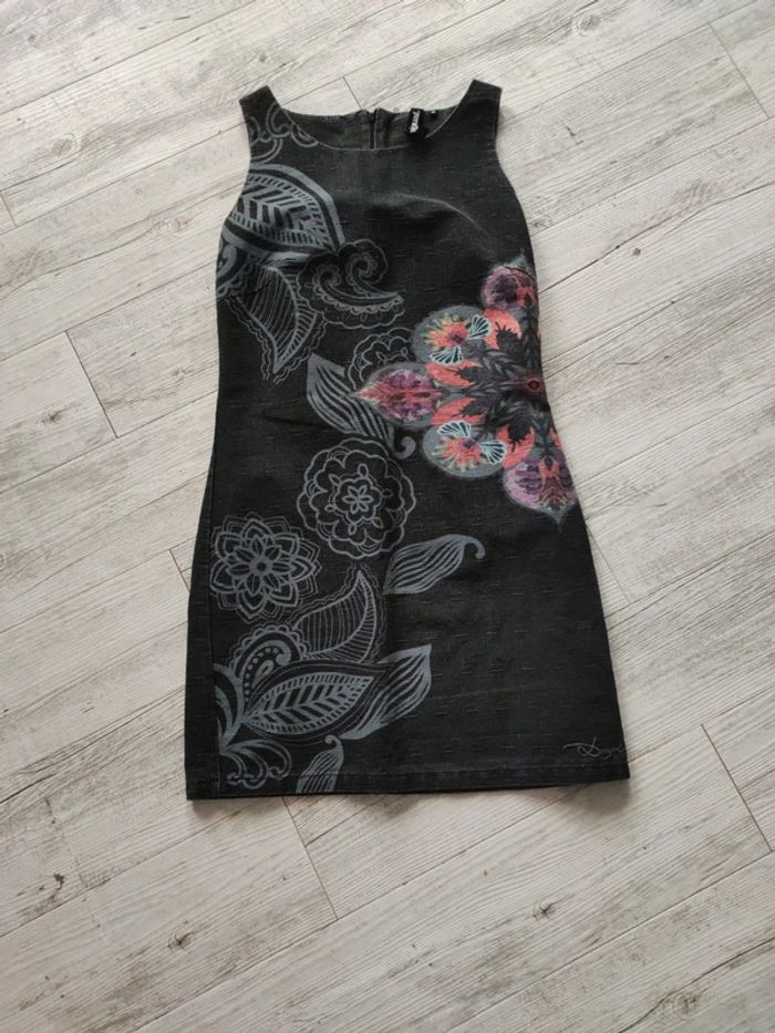 Robe Desigual taille 38 - photo numéro 8
