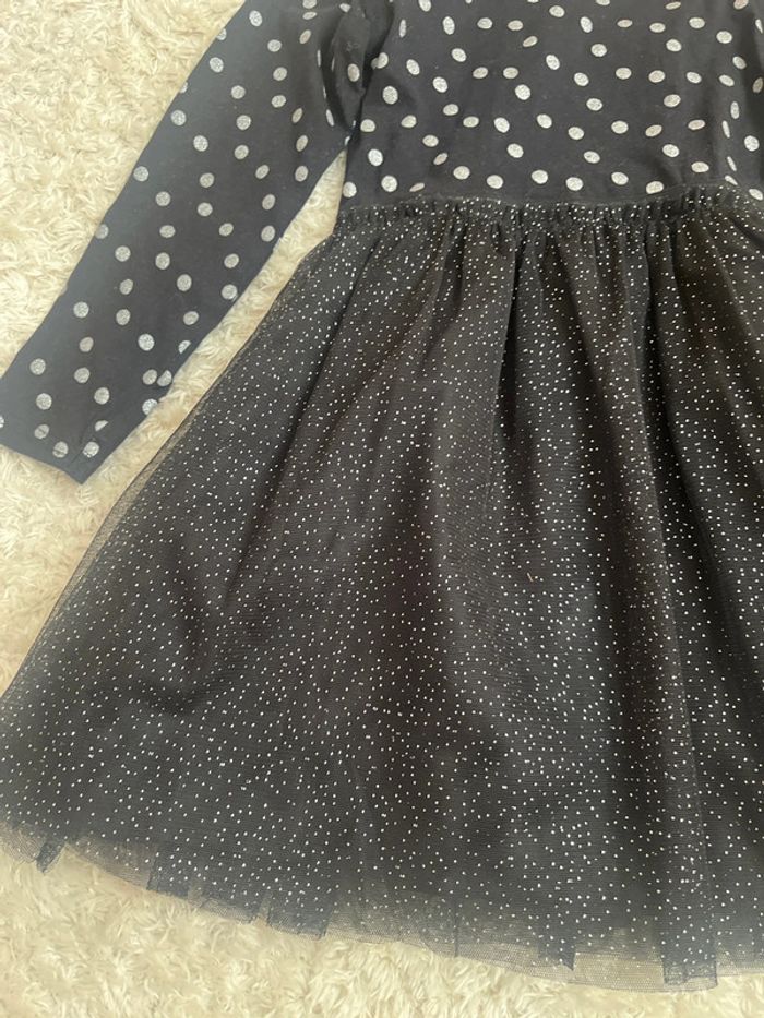Robe 5ans paillette tulle légère 🖤🤍 - photo numéro 2