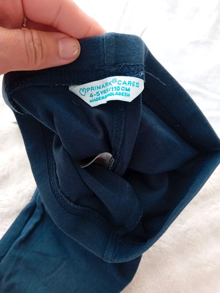 Ensemble fille 5ans 🩵🤍 - photo numéro 5