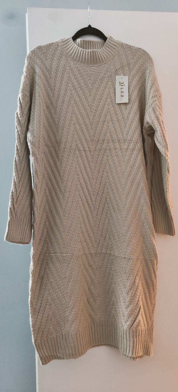 Robe pull femme neuve taille unique