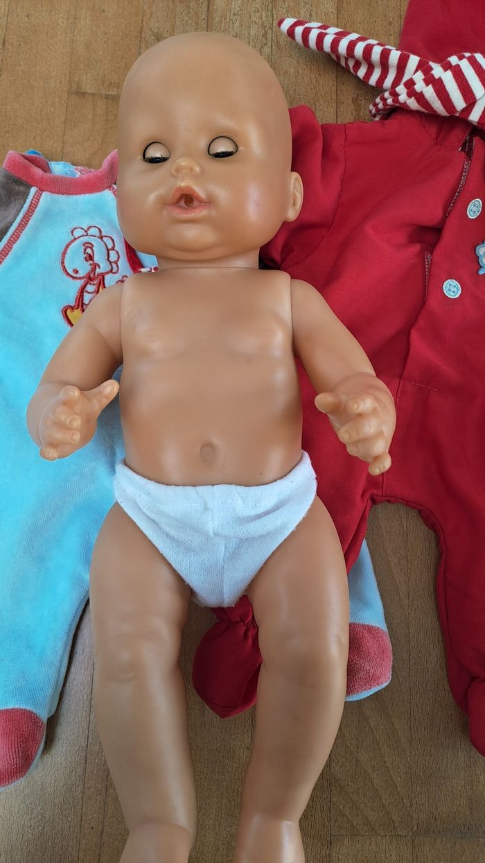 Poupon bébé Corolle et ses habits - photo numéro 3