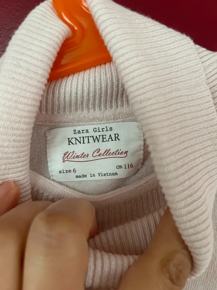 T shirt épais ou pull très léger fille Zara 6 ans - photo numéro 2