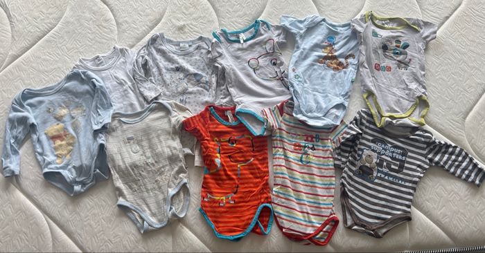 Lot bébé 6 mois - photo numéro 3