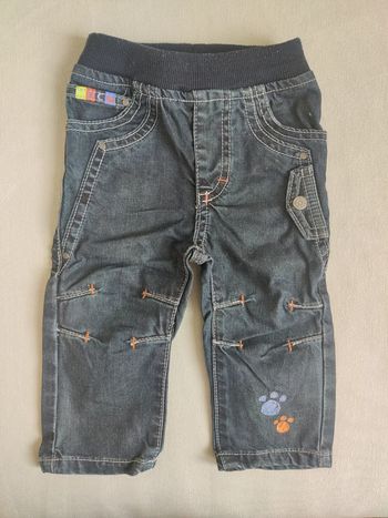 Très original jean brodé pour bébé comme neuf