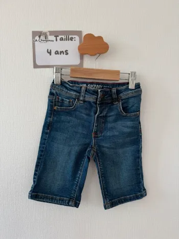 Bermuda en jean - taille 4 ans 🌼